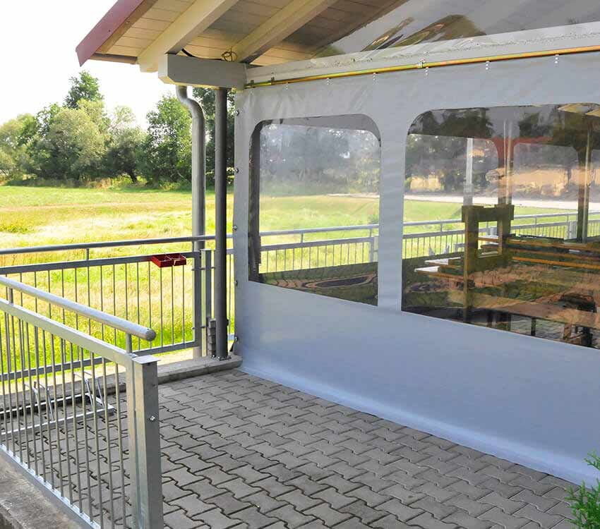 autosattlerei-freier-plane-fuer-offene-terrasse autosattlerei-freier-plane-fuer-offene-terrasse